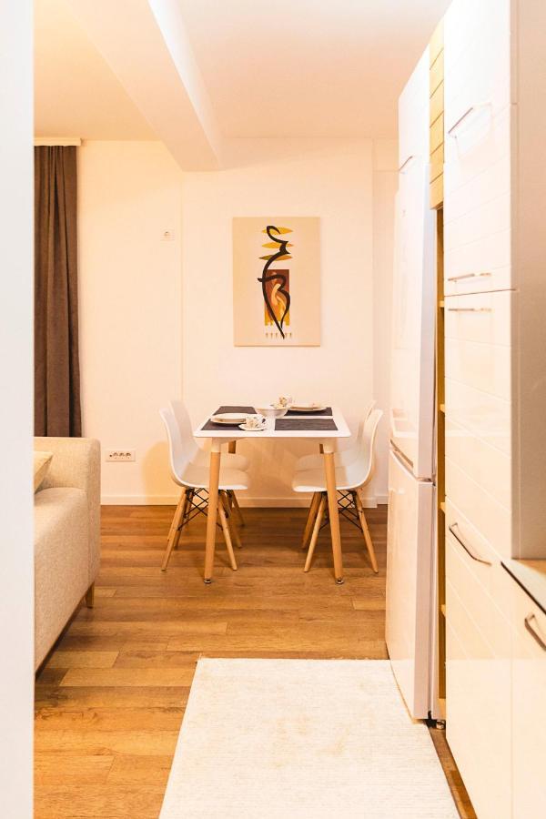 Lina - Prn, Tower Prishtina Apartment พริสตีนา ภายนอก รูปภาพ