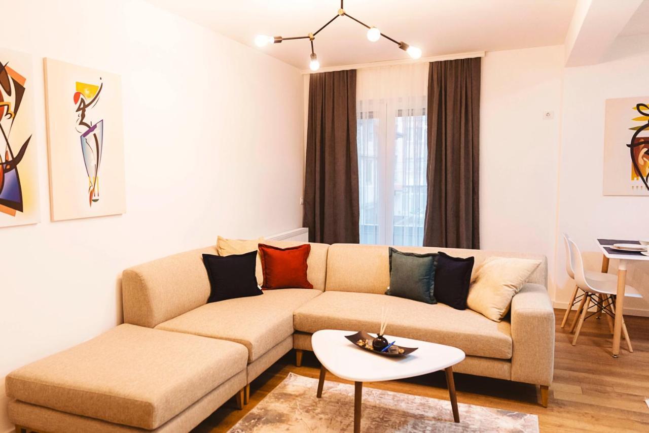Lina - Prn, Tower Prishtina Apartment พริสตีนา ภายนอก รูปภาพ